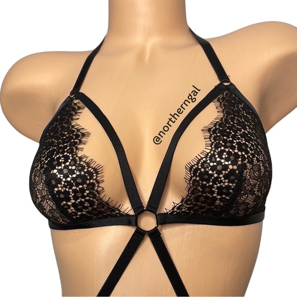 Victoria’s Secret Very Sexy Strappy Lace Teddy - Picture 8 of 12